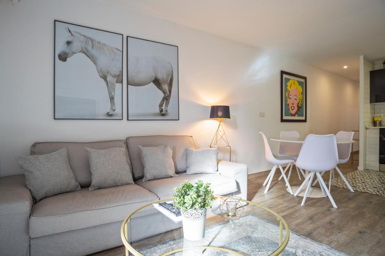 The White Flats Les Corts Apartment บาร์เซโลนา ภายนอก รูปภาพ